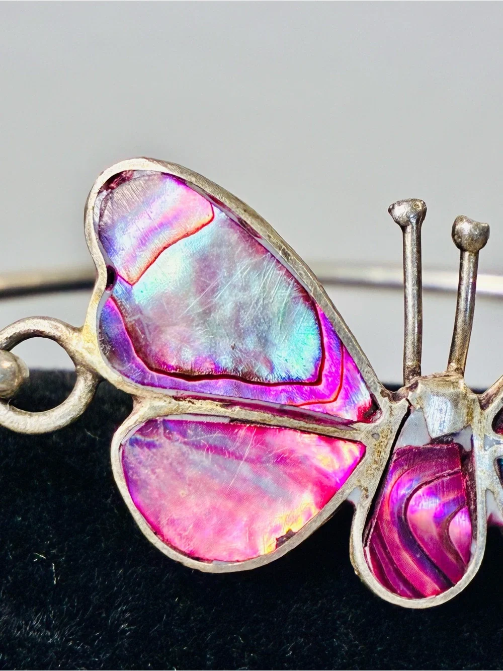 Iridescent Pink & Purple Mother of Pearl Inlay Butterfly Bangle Bracelet 925S